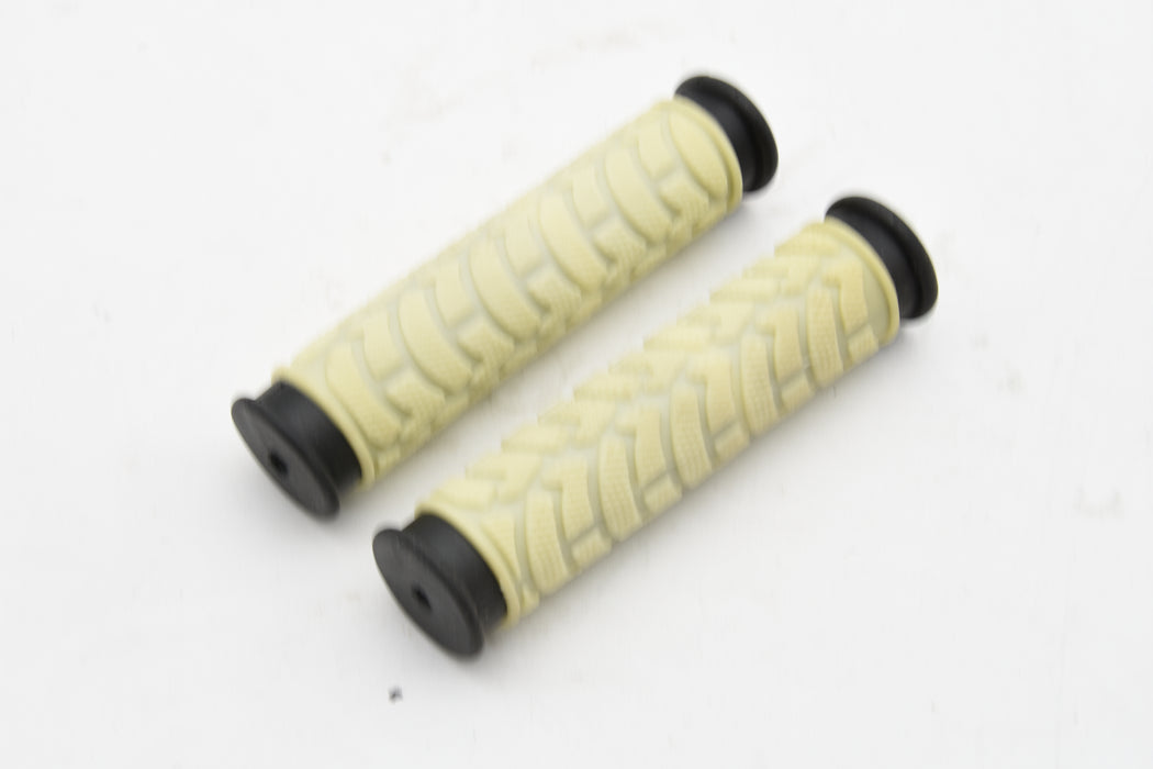 Oxford Dual Density Comfort Grip Off White Bicycle Handlebar Grips Slight Yellowing
