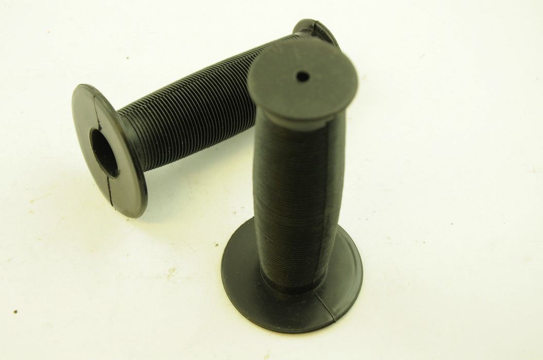 OLD SCHOOL BMX OR MODERN BMX BLACK MUSHROOM TYPE HANDLEBAR GRIPS NEW