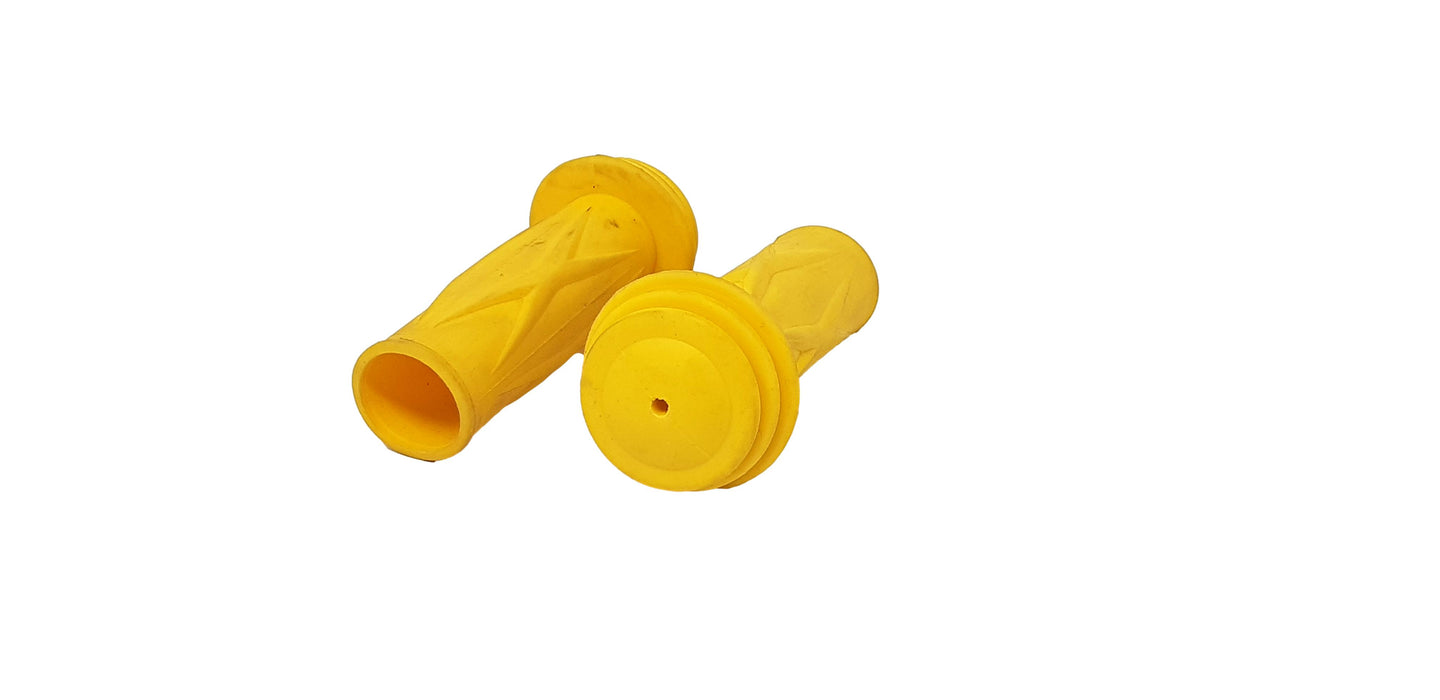 PAIR KIDS JUNIOR HANDLEBAR GRIPS 22.2mm BIKES TRIKES WHITE,GREEN or YELLOW