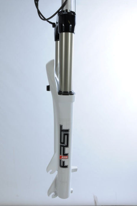 RST F1RST 32 AIR 26” SUSPENSION FORK 1 1-8” DISC 32mm REMOTE LOCK OUT LOW PRICE