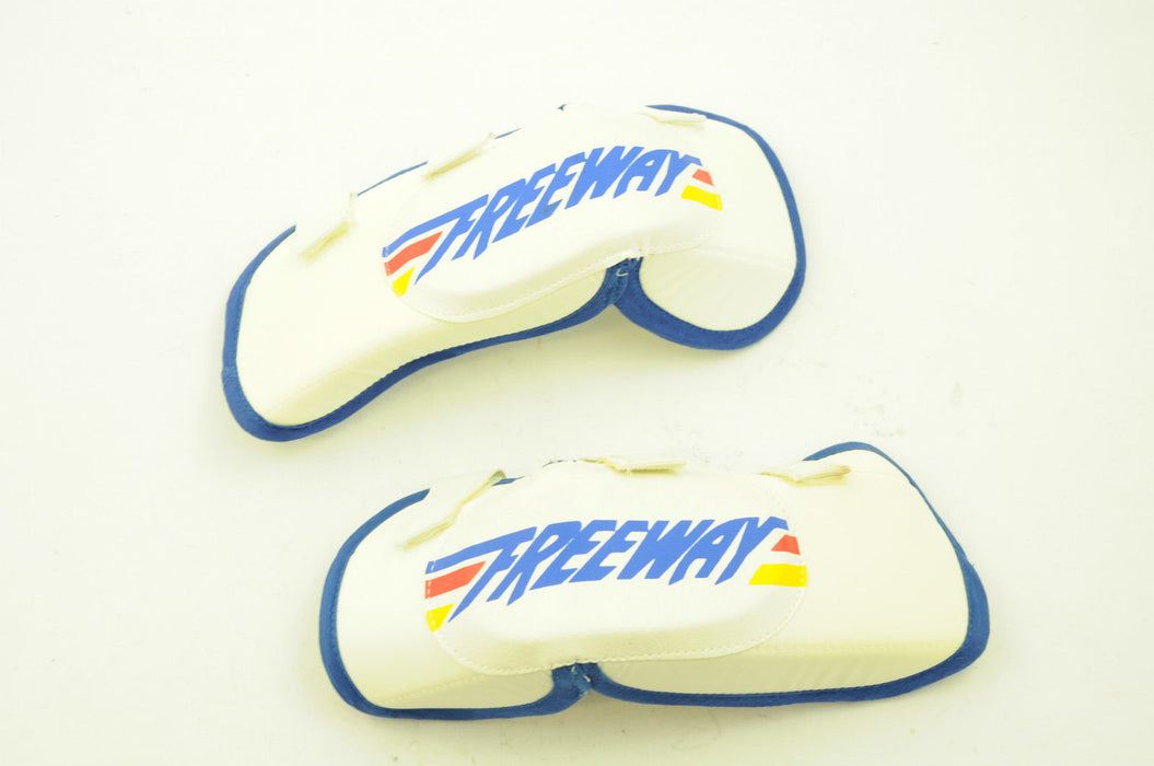 OLD SCHOOL BMX GENUINE MADE IN THE 80’s FREEWAY BLUE ELBOW PADS OLD SKOOL NOS