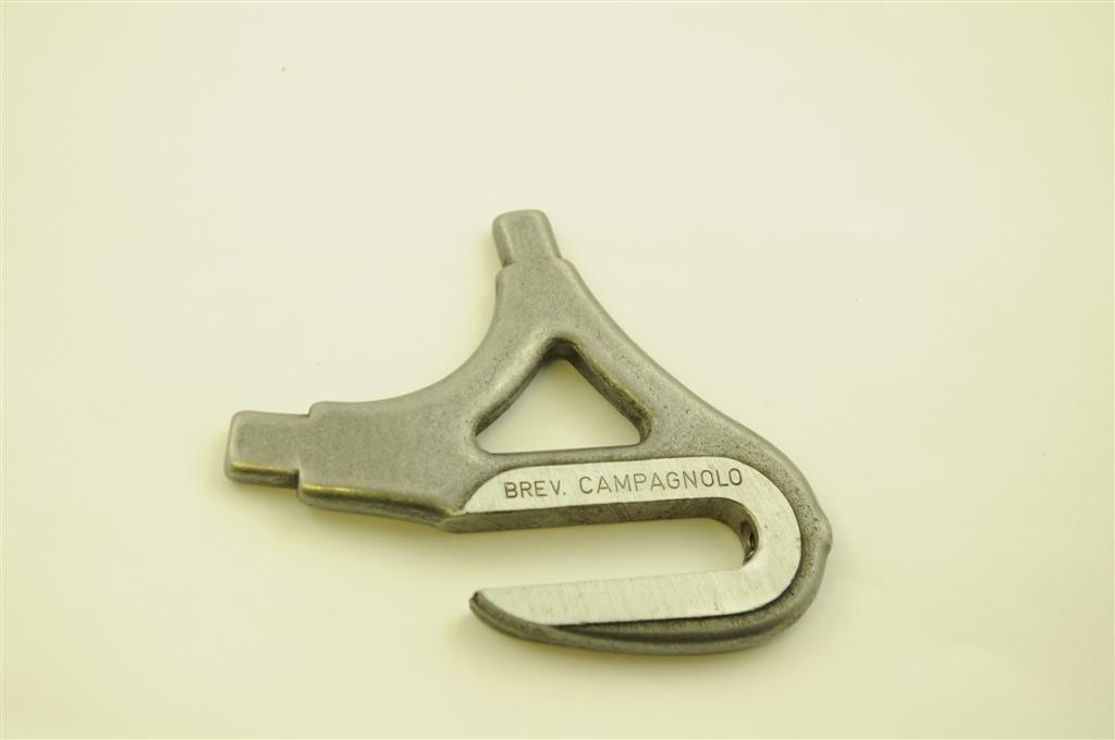 VINTAGE CAMPAGNOLO LEFTHAND RACING BIKE DROP OUT EROICA USE OR PAPERWEIGHT NOS