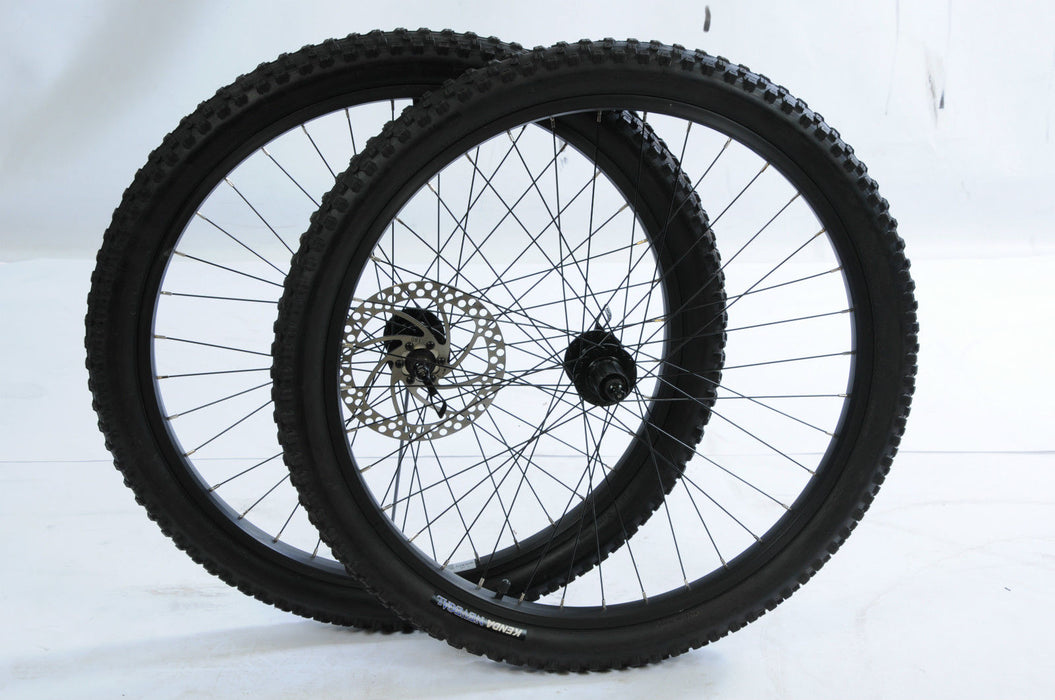 PAIR 26"MTB BIKE DISC WHEELS COMPLETE WITH KENDA TYRES & TUBES 8-9 SPD CASSETTE