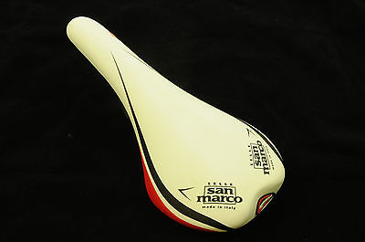 SELLE SAN MARCO CAYMANO BILANCIATA CARBON BASE Cr Moly RAILS LIGHT SADDLE WHITE