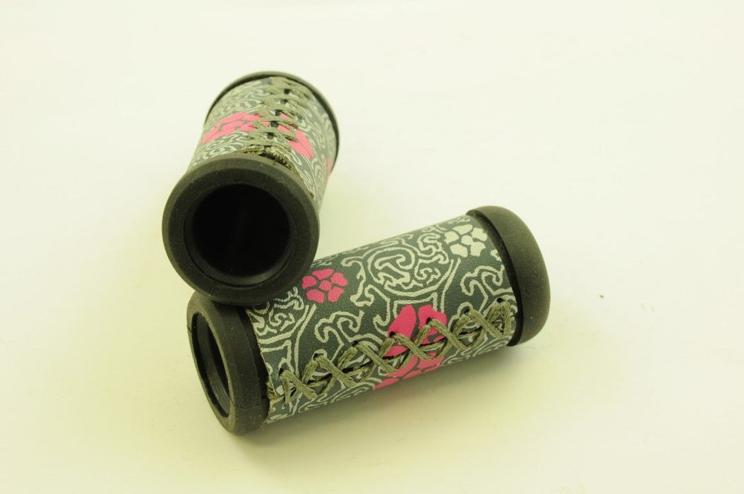 70mm LUXURY STITCH PATTERN HANDLEBAR GRIPS REVOSHIFT GRIPSHIFT 15,18, 21 SPEED