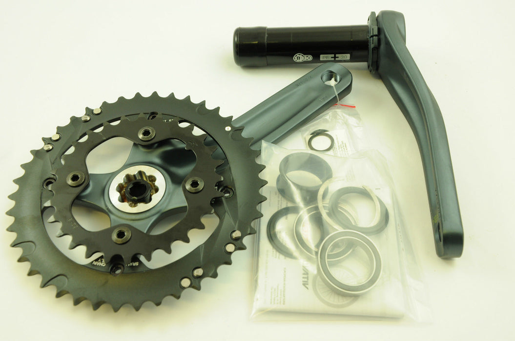 TRUVATIV SRAM X7 10 SPEED DOUBLE CHAINWHEEL CHAINSET 175mm BB30 42-28 50% OF