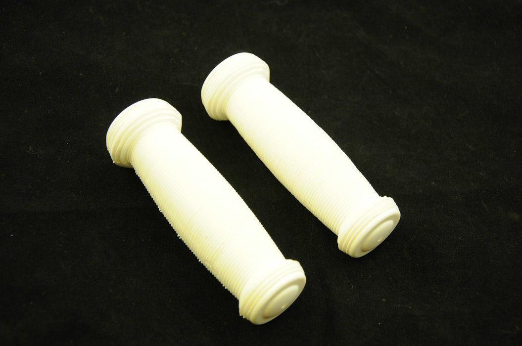 PAIR WHITE SOFT BMX-ANY BIKE RIBBED PATTERN 120mm HANDLEBAR GRIPS 22.2mm 7-8”