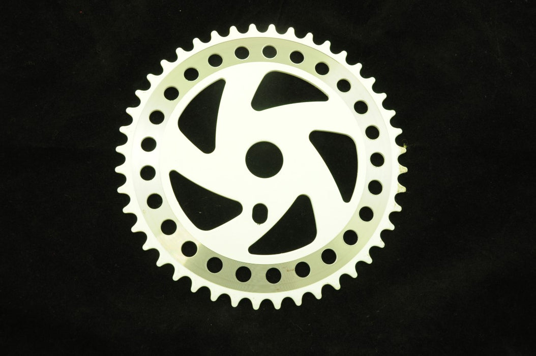 OLD SCHOOL WHITE BMX 44T CHAIN RING STEEL, ONE PIECE CRANKS 44 TEETH