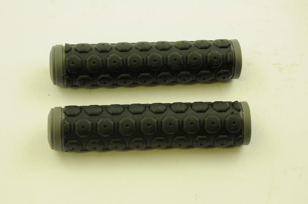 PAIR DUAL DENSITY MTB - ANY BIKE HANDLEBAR GRIPS 125mm LONG BLACK WITH GREY ENDS