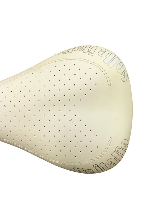 SELLE ITALIA X2 SADDLE WHITE (NEW BUT SLIGHTLY OFF COLOUR)
