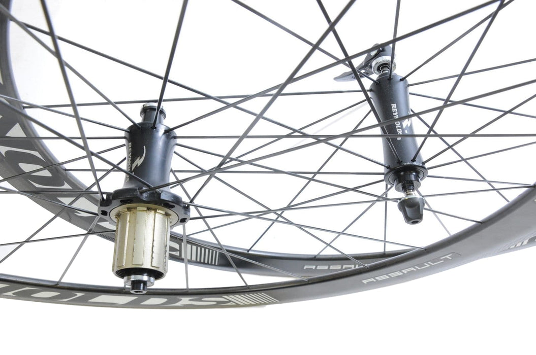 700c REYNOLDS ASSAULT CARBON CLINCHER WHEELSET EX DEMO