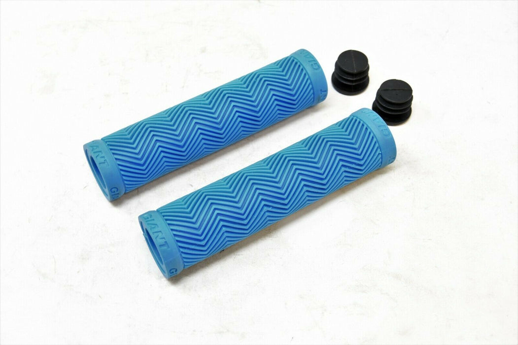 GIANT BRAND BLUE BIKE MTB ATB NON SLIP HANDLEBAR GRIPS 130MM XTC SERIES OPEN END